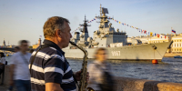 Александр Розенбаум назвал День ВМФ священным для Петербурга - Peterburg2.Ru