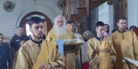 Архипастырь совершил вечернее богослужение с чтением акафиста - Алтайская митрополия