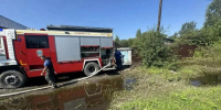 Более 200 приусадебных участков за сутки освободились от воды в Свердловской области - EaNews.Ru