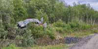 иномарка в кювете после аварии - ИА Nord-News.Ru