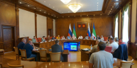 Срок — ко Дню Республики: Дмитрий Братыненко поставил условия по сдаче спортзала в Айкино - Правительство