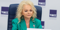 Лариса Долина впервые рассказала об отношениях 14-летней внучки - ИА Общественная служба новостей