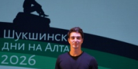 На одной волне со зрителем: Бийск посетил актёр Станислав Бондаренко - Администрация г. Бийск