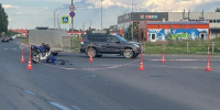 Пассажир мотоцикла пострадала в ДТП на новгородском перекрёстке - Газета Новгород