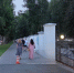 Школьник-мотогонщик снес девушку на тротуаре у областной больницы в Кирове - ProGorod.Ru