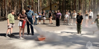 В лагере «Заря» детей учили тушить пожар и вызывать спасателей - VrnTimes.Ru