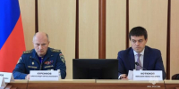 Глава МЧС России заслушал доклады о лесопожарной обстановке в Красноярском крае - Газета Красноярский рабочий