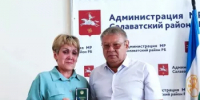 Сегодня, на оперативном совещании, вручил медаль Шаймуратова матери нашего бойца — Усмановой Гульсире Ишбулдовне. - Салаватский район