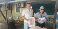 Поздравили именинника. - Красногвардейский муниципальный округ