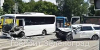 Водитель минивэна пострадал в ДТП с автобусом у «Дома мебели» - Netall.Ru