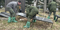 Сотрудники следственного управления благоустроили воинское захоронение в Псковском районе. Фото: пресс-служба СУ СК России по Псковской области - InformPskov.Ru
