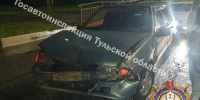 В Туле ВАЗ врезался в припаркованную Skoda: пострадала пассажирка - ИА Тульская служба новостей