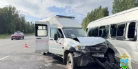 В ДТП со скорой помощью и микроавтобусом под Псковом пострадали шестеро, в том числе трое детей - Pln-Pskov.Ru