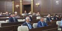 Депутаты Парламента КЧР в ходе внеочередной сессии обсудили ежегодный отчет о результатах деятельности Правительства региона в 2025 году - Архыз 24