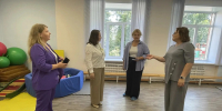 В Юрге продолжается работы по выполнению поручений губернатора по оснащению аптечками мест массового скопления людей - Администрация города Юрга