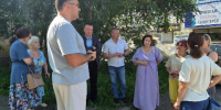 Депутат Думы Иркутска Иван Брилка обсудил с горожанами благоустройство округа - Baikal24.Ru