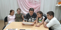 В детской школе искусств Иссинского района прошла тематическая встреча «Аллея памяти», приуроченная ко Дню памяти детей — жертв войны в Донбассе - Иссинский район
