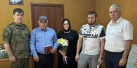 В Кизлярском районе передали госнаграды семьям погибших участников СВО - РИА Дагестан