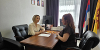 Защита прав многодетных семей, борьба с повышенными тарифами ЖКХ и досуг детей: депутаты парламента провели личные приёмы граждан - Законодательное Собрание