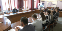 Ход ремонтных работ в учреждениях образования ЕАО обсудили в правительстве области - РИА Биробиджан