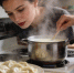 Молоко вместо воды: как изменить вкус магазинных пельменей при варке - Peterburg2.Ru