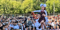 Многодетные семьи могут получить выплаты на покупку школьной одежды - Администрация города