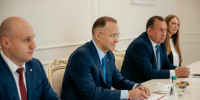 Александр Хинштейн провел рабочую встречу с руководством «Лукойла» - Курская правда