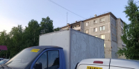 Мэрия Усинска попросила горожан не превращать парковки в «стихийные автосалоны» - Bnkomi.Ru