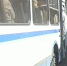пассажиры заходят в автобус - Петрозаводск говорит