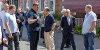 «Возьмем участок на особый контроль»: замминистра строительства и ЖКХ РФ проконтролирует ремонт дороги в Новотроицке - Ural56.Ru