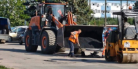 В Коврове ведут ямочный ремонт, фрезеруют ямы и восстанавливают тротуар - KovrovSegodnya.Ru