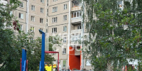 На Гальянке мужчина выпал из окна пятого этажа - Между Строк