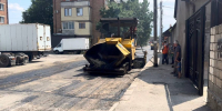 На улице Некрасова продолжаются работы по укладке асфальтобетонного покрытия - Администрация МО г. Хасавюрт