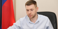 Депутаты провели анализ федеральных инициатив в поддержку молодых специалистов и волонтеров - Народный Совет ДНР