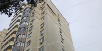 В Воронеже фасад многоэтажки на улице Туполева обрушился на тротуар - ГТРК Воронеж