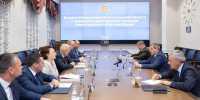 Лидер фракции СПРАВЕДЛИВОЙ РОССИИ Волгоградской областной Думы принял участие в рабочей встрече с губернатором - Справедливая Россия