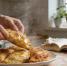 Домашние чебуреки с хрустящей корочкой: рецепт, который удивляет результатом - Peterburg2.Ru