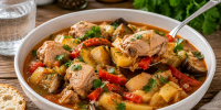 Складываю курицу и овощи слоями, затем томлю 2 часа: домашняя "басма", мясо само отходит от костей - Кубанские Новости