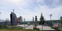 Три подростка ради забавы разбили фонари возле мемориала - ИА Хакасия