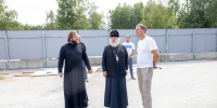 Митрополит Павел оценил ход строительства мемориального храма-часовни в Ханты-Мансийске - Ханты-Мансийская Митрополия
