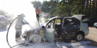 В Кирове восемь пожарных тушили вспыхнувшую прямо на дороге легковушку - ProGorod.Ru