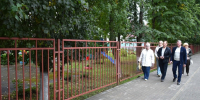 Построен тротуар на улице Жмакина. - Администрация Кировского района