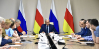 Борис Джанаев провел совещание по реализации инвестиционных проектов в сфере туризма - Администрация РСО-А