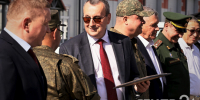 Военные получили от Ленобласти крупную партию машин и техники – фоторепортаж ЛенТВ24 - ЛенТВ24