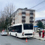 В Южно-Сахалинске бабушку увезли в больницу после падения в автобусе - News.Astv.Ru
