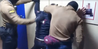 Полицейского из Каларского округа задержали за крупную взятку от бизнесмена - Забайкальский рабочий