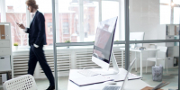 Фото: https://www.magnific.com/free-photo/modern-workplace_5400377 - Алтайская правда