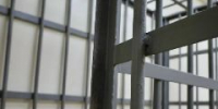 Двое кузбассовцев уговорили пенсионерку продать жильё, чтобы купить дом и квартиру, но взамен ничего не купили - ИА Город Новостей