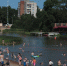 Осторожно: вода! Роспотребнадзор рекомендует купаться только на одном пляже Петербурга | ФОТО Дмитрия СОКОЛОВА - С.-Петербургские ведомости