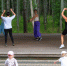 В Городском парке «Над рекой» прошла очередная бесплатная тренировка — Zumba Open Air под открытым небом. - Город Новодвинск